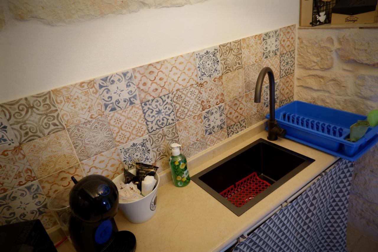 La Suite Del Conte Ceglie Messapica Exterior foto